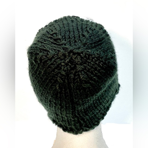 Hand Knit Child’s Penguin Ear Flap Hat with Googly Eyes Size 3-10 Years - Picture 5 of 11